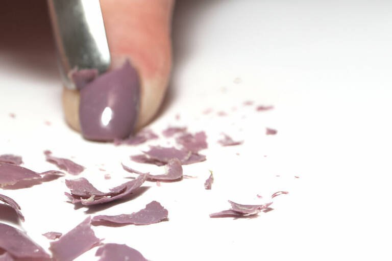 How to Remove Acrylic Nails at Home Without Damage